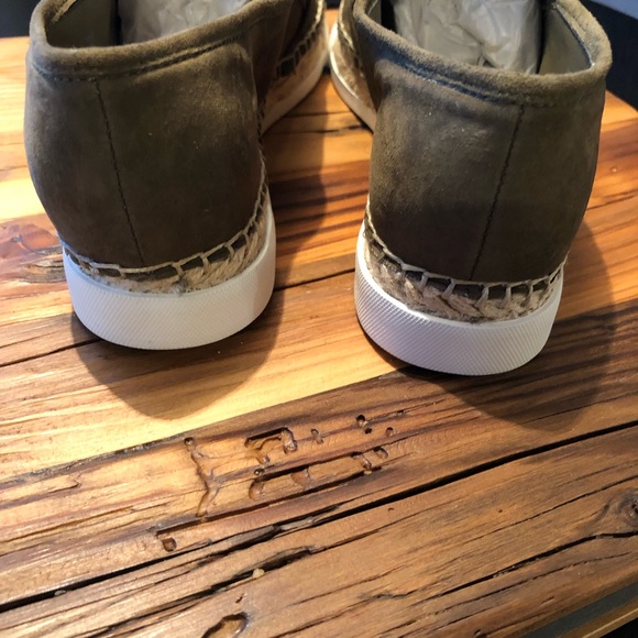 Vince Camuto Suede Slip-On Sneaker NWT - Picture 4 of 8